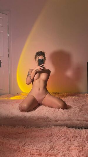 Gracie Bennett Nude Photos photo 47