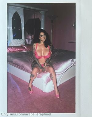 Arabell Nude Photos photo 4