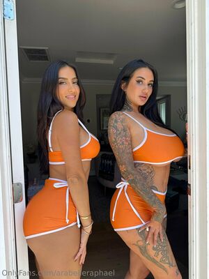 Arabell Nude Photos photo 18