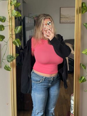 Savannah Nude Photos photo 11