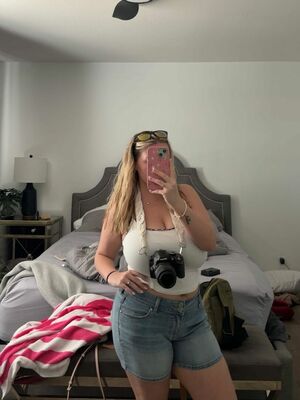 Savannah Nude Photos photo 14