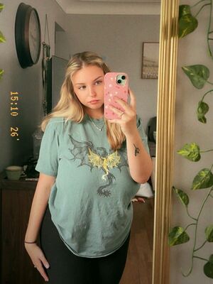 Savannah Nude Photos photo 19