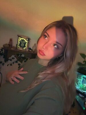 Savannah Nude Photos photo 21