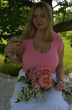 Savannah Nude Photos photo 37