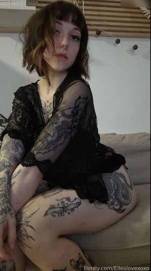 Elleslovexoxo Nude Photos photo 52