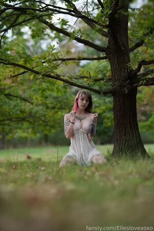 Elleslovexoxo Nude Photos photo 90