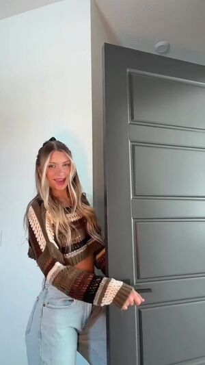 Vanessa Rae Adams Nude Photos photo 3