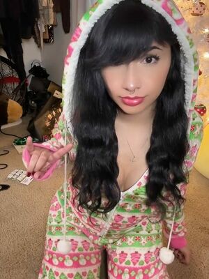 Yourtokengirl Nude Photos photo 1