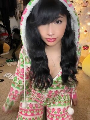 Yourtokengirl Nude Photos photo 2