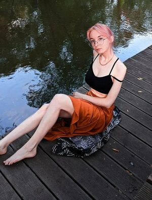 Alice Moon Nude Photos photo 4
