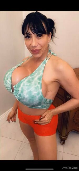 Avadevine Nude Photos photo 38