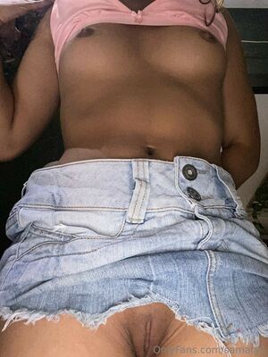 Samary Nude Photos photo 7
