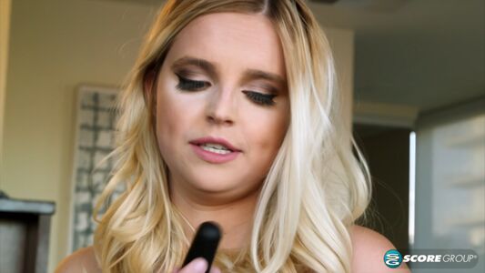 Codi Vore Nude Photos photo 3