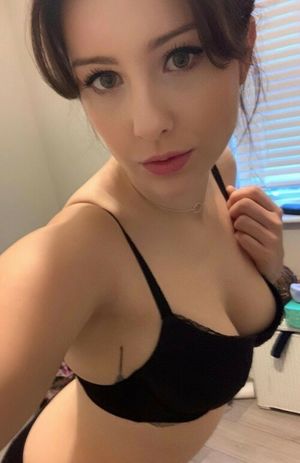 Erin Moore Nude Photos photo 153