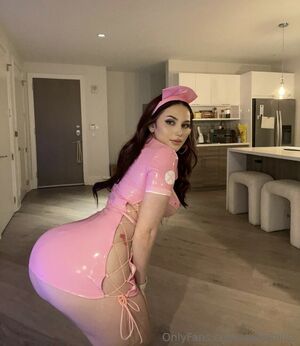 Tayler Hills Nude Photos photo 12