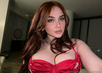 Tayler Hills Nude Photos photo 242
