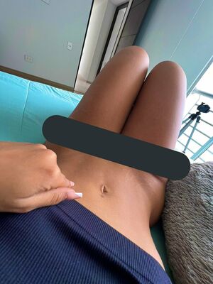 Angie Lorenna Nude Photos photo 3