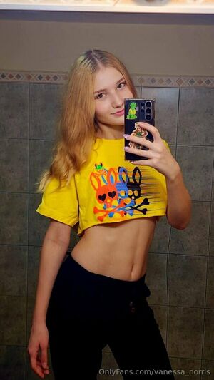 Vanessa Norris Nude Photos photo 41
