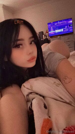 Blows Nude Photos photo 50