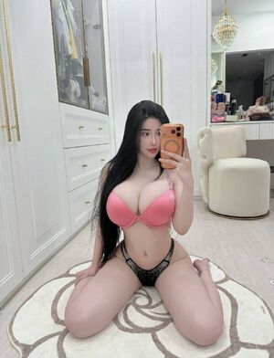 Jenna Chew Nude Photos photo 16