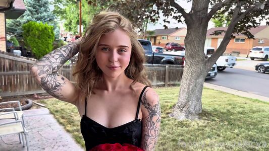 Zxlecya Nude Photos photo 3