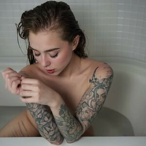 Zxlecya Nude Photos photo 33