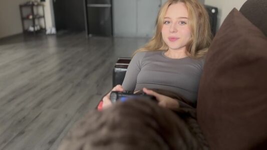 Zxlecya Nude Photos photo 85