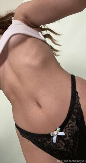 Ellysykes Nude Photos photo 58