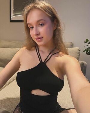Miamiku Nude Photos photo 73