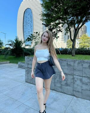 Miamiku Nude Photos photo 113