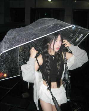 Elle Lee Nude Photos photo 41