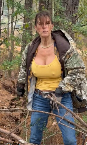 Mary Burke Nude Photos photo 87