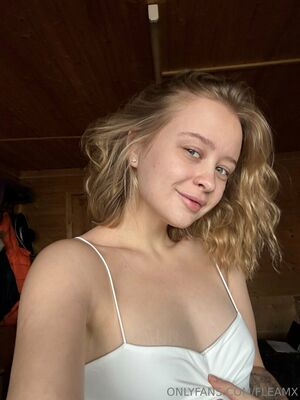Fleamx Nude Photos photo 24