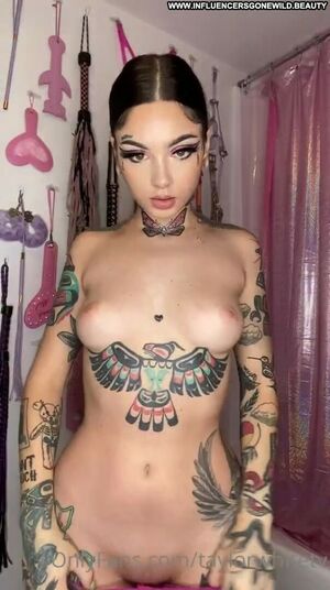 Taylor White Nude Photos photo 264