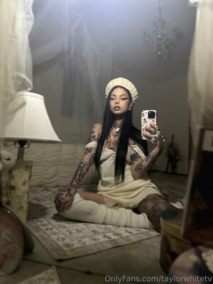 Taylor White Nude Photos photo 278