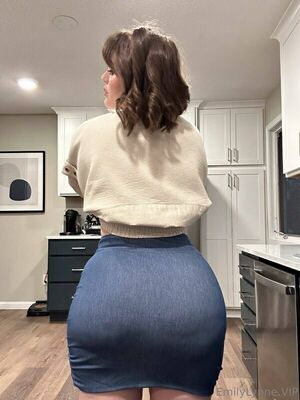 Emily Lynne Nude Photos photo 1