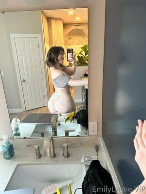 Emily Lynne Nude Photos photo 78