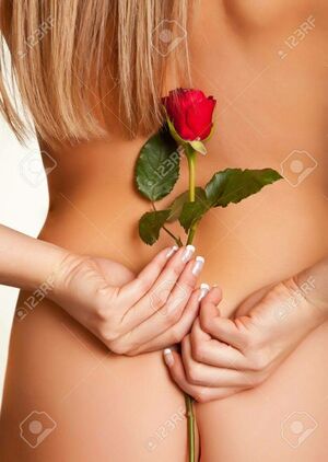 Red Rose Nude Photos photo 3
