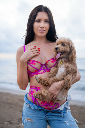 Iamlittlequeen Nude Photos photo 5
