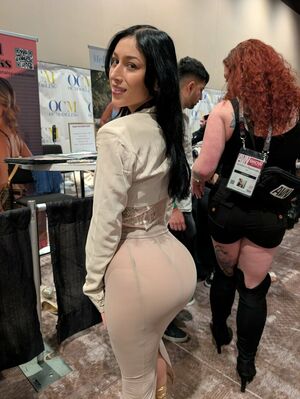 Alexa Chains Nude Photos photo 192