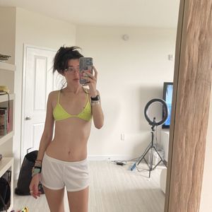 Anne Frank Nude Photos photo 105