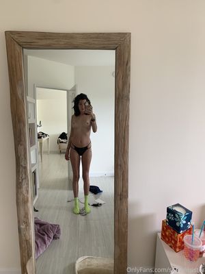 Anne Frank Nude Photos photo 159
