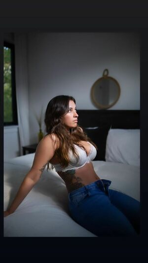 Amanda Michelle Nude Photos photo 21
