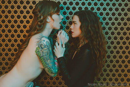 Vauntastic Nude Photos photo 43