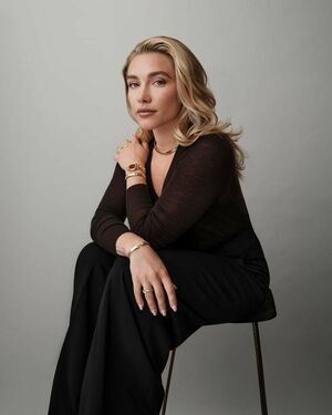 Florence Pugh Nude Photos photo 39