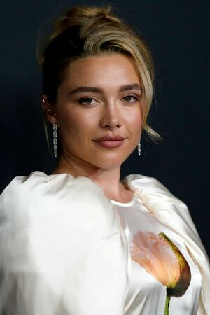 Florence Pugh Nude Photos photo 47