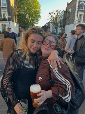 Florence Pugh Nude Photos photo 52
