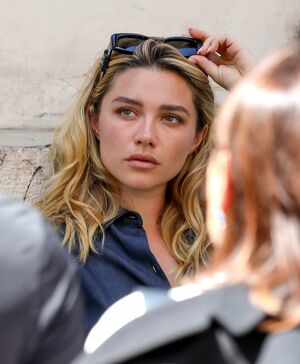 Florence Pugh Nude Photos photo 57