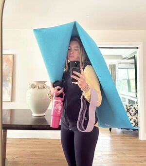 Florence Pugh Nude Photos photo 66