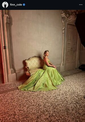 Florence Pugh Nude Photos photo 77